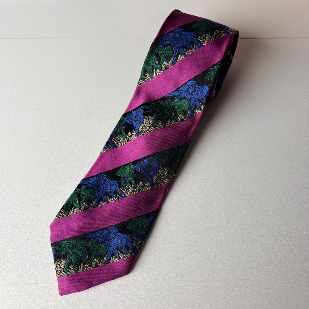 Hugo Boss Silk Tie Magenta Purple Green Blue Elephant Animal Print Made in Italy